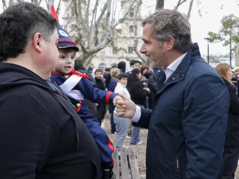 Federico Achával encabezó el acto por el 176° aniversario del fallecimiento de San Martín