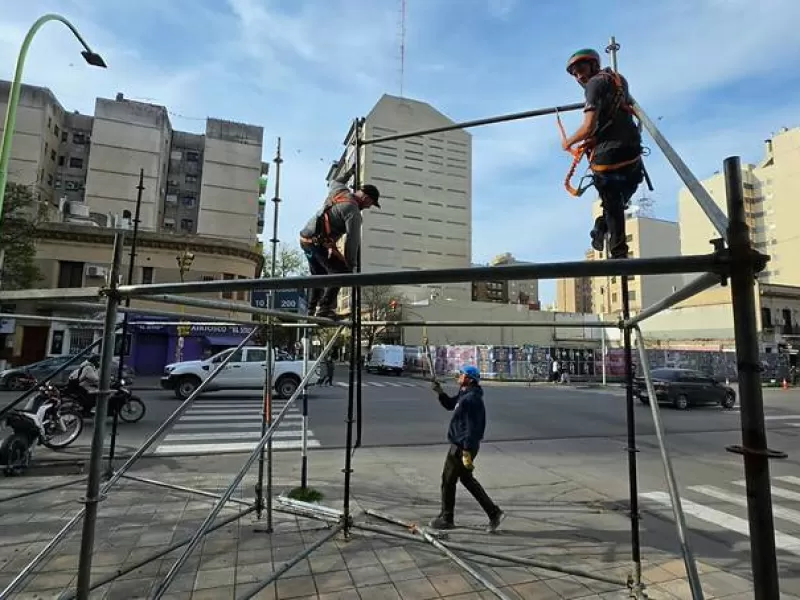Fuerte operativo de seguridad por la visita de Milei y una jornada con protestas.