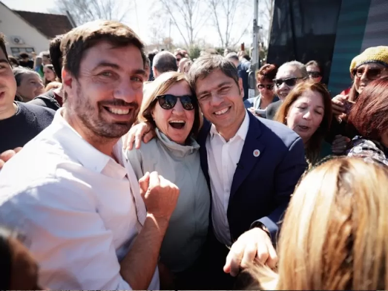 Kicillof recorrió obras hidráulicas en los municipios de Luján y Mercedes