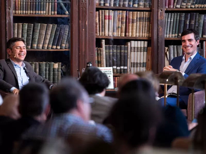 Kicillof presentó su libro en Madrid y cuestionó las visiones económicas liberales actuales