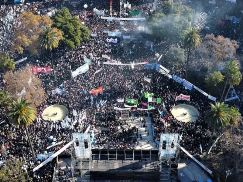 Cristina Kirchner: “El verdadero poder económico sabe que este modelo no tiene futuro y por eso estoy presa”