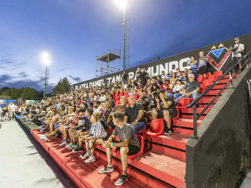 El municipio de acompa&ntilde;&oacute; la inauguraci&oacute;n de la nueva platea del club Brown de Adrogu&eacute;