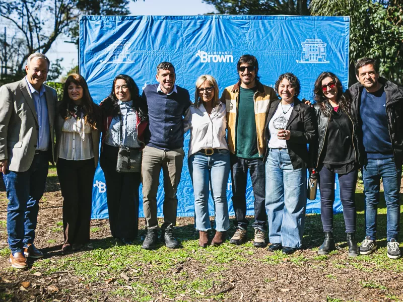 En el D&iacute;a de la Maestra, Cascallares, Fabiani y Paula Eichel compartieron un desayuno con docentes