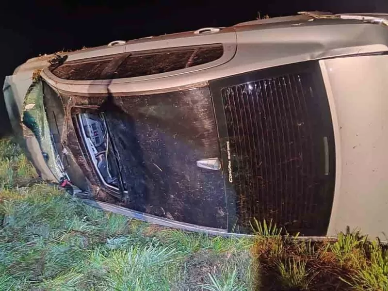 Volc&oacute; un auto en la Ruta 249: Un hombre hospitalizado