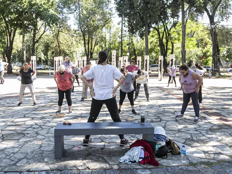 Lanzan actividades gratuitas, deportivas y recreativas para vecinos en espacios públicos