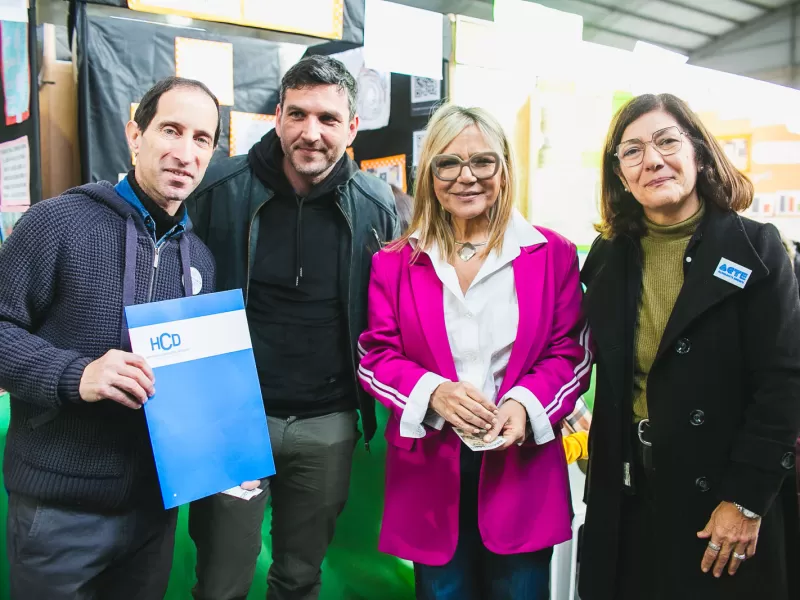 M&aacute;s de 500 estudiantes participaron de la Feria Distrital de Actividades Cient&iacute;ficas y Tecnol&oacute;gicas