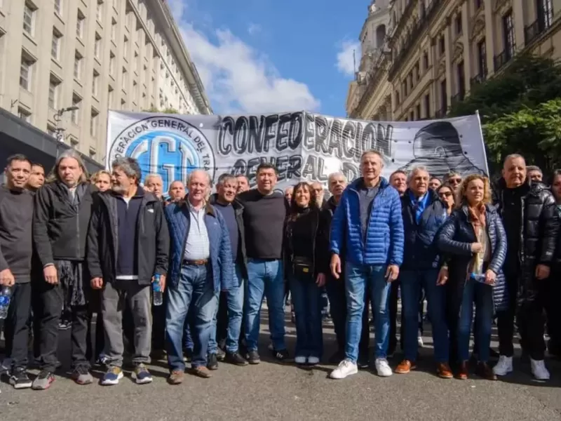 La CGT advierte que podr&iacute;a convocar a una medida de fuerza antes de fin de a&ntilde;o