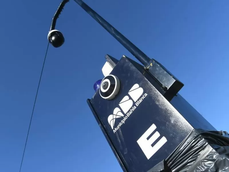 Instalan t&oacute;tems de seguridad en distintos espacios p&uacute;blicos