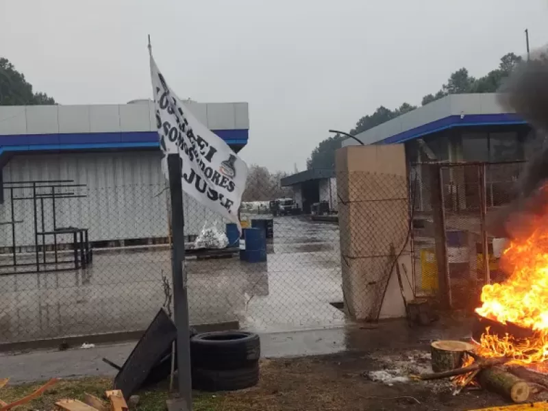 Trabajadores protestaron frente a Cascia Gases Comprimidos por despidos y denuncian persecuci&oacute;n sindical