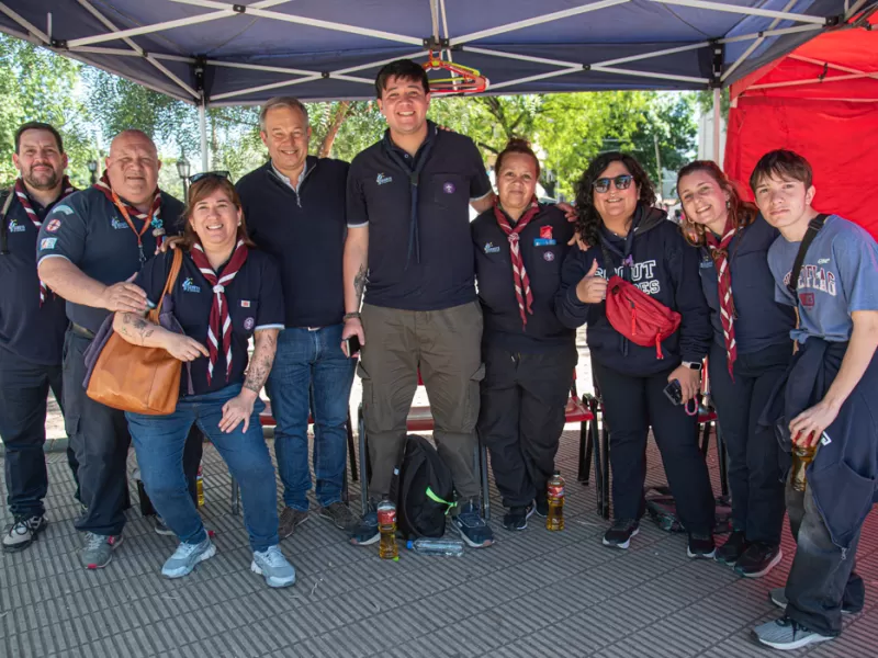 El municipio acompañó a los bomberos en la segunda edición de la carrera “Brown corre”