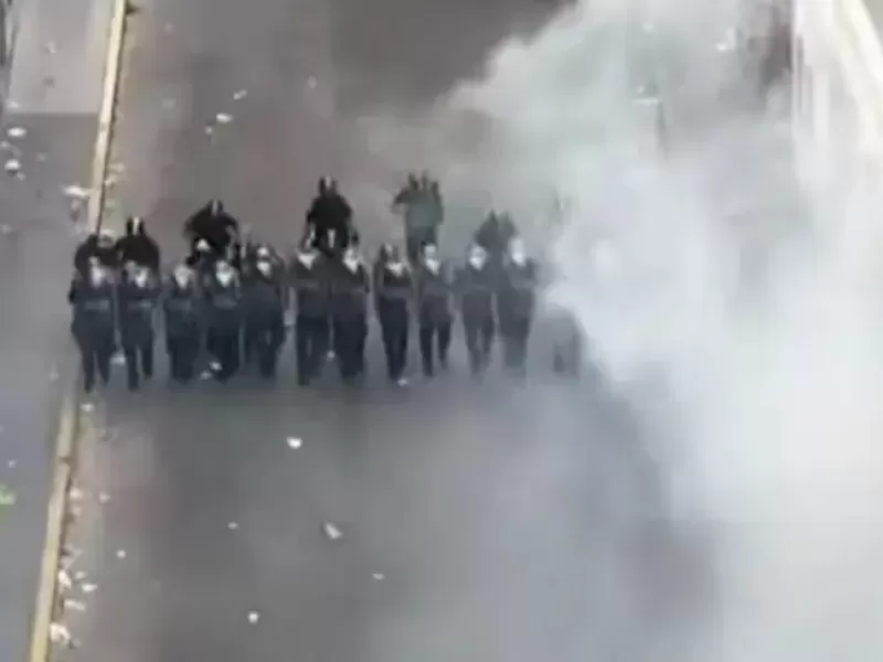 Balas de goma, piedras y 7 detenidos