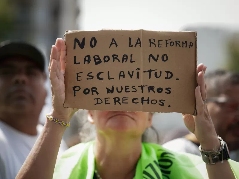 Kicillof cargó contra la iniciativa oficialista y llamó a movilizarse contra la reforma