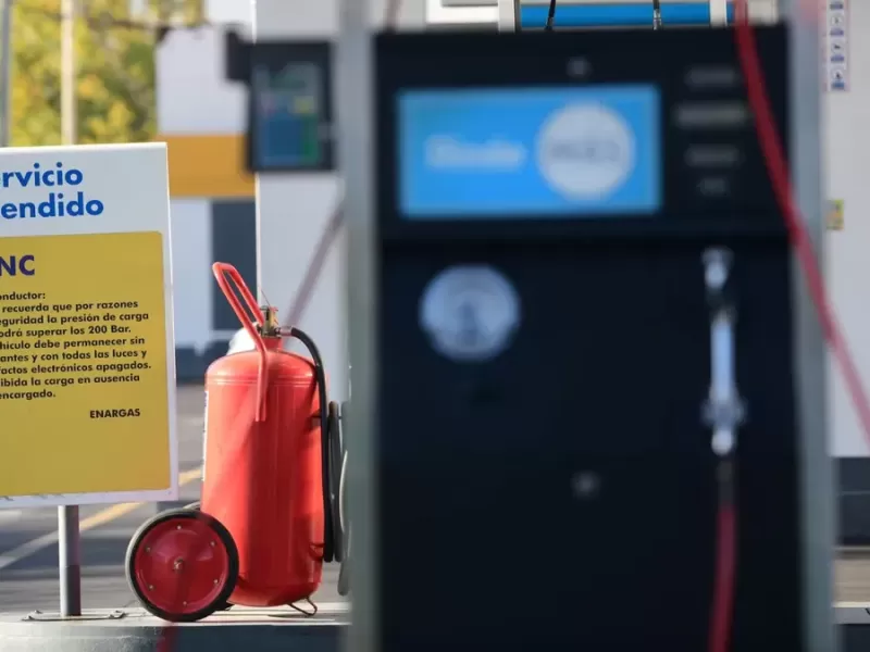 Recortan la venta de GNC en el AMBA para priorizar el consumo residencial ante la llegada del fr&iacute;o