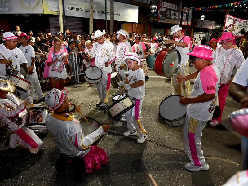 Carnavales 2026: gran convocatoria en Troncos del Talar y continuidad de los festejos en Rincón de Milberg