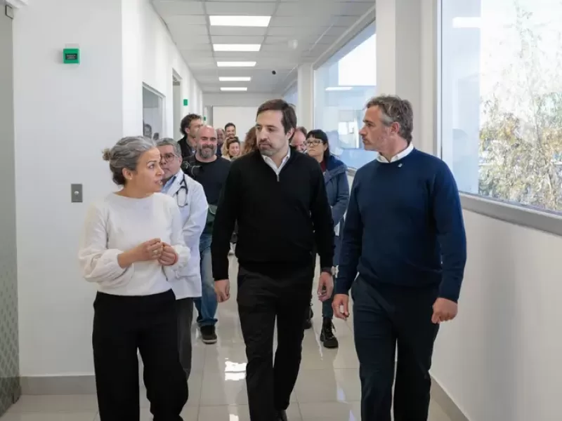 Ach&aacute;val y Kreplak recorrieron el Hospital Materno Neonatal y analizaron la situaci&oacute;n del sistema de salud