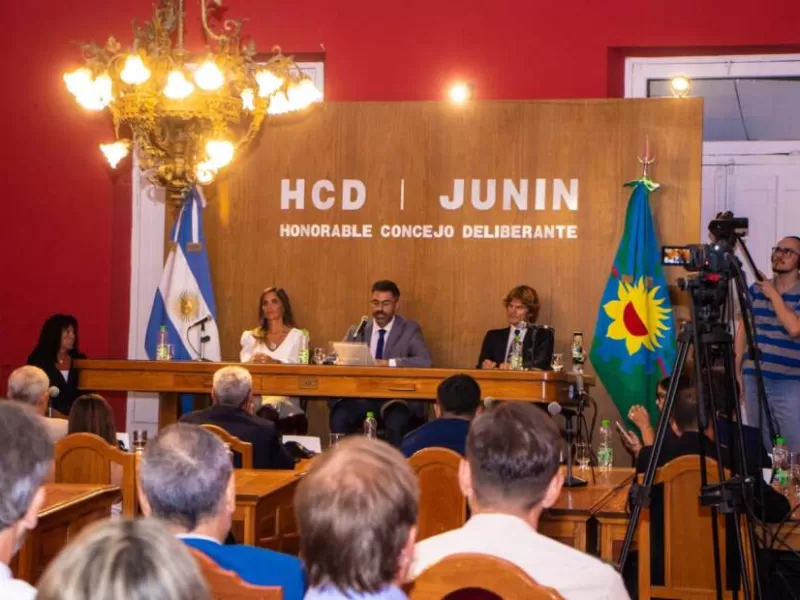 Fiorini abri&oacute; las sesiones del Concejo Deliberante  y anunci&oacute; obras, inversiones y nuevas pol&iacute;ticas de gesti&oacute;n