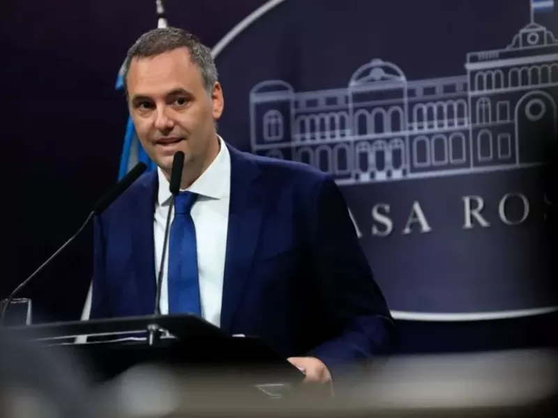 Adorni profundiz&oacute; la ruptura con Villarruel y defendi&oacute; la reforma laboral en el Senado