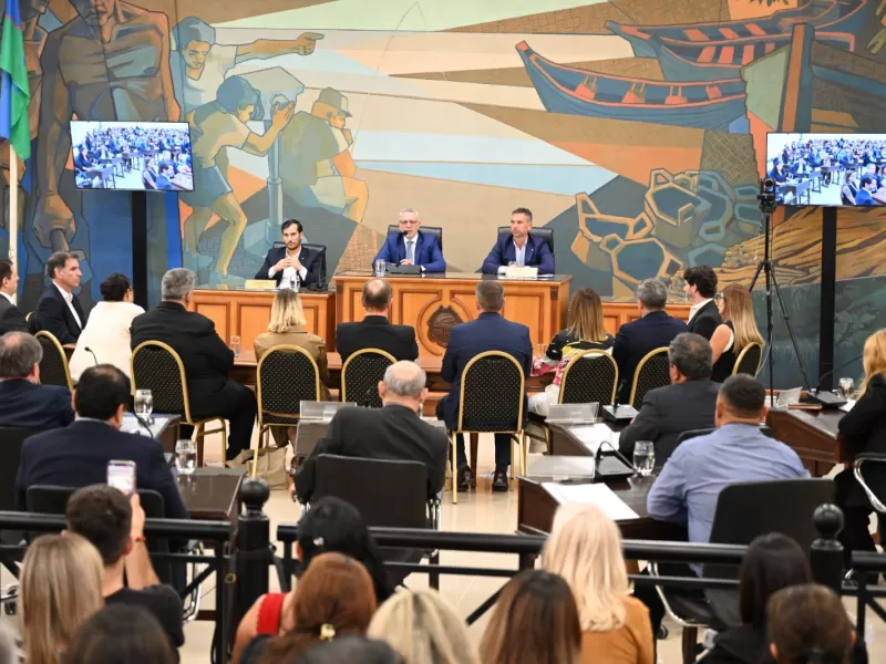 Julio Zamora abri&oacute; las sesiones del Concejo Deliberante y destac&oacute; obras, programas sociales y proyectos urbanos