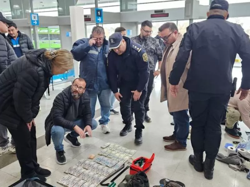 Detuvieron a tres ciudadanos chilenos por un millonario robo boquetero y recuperaron casi 36 millones de pesos