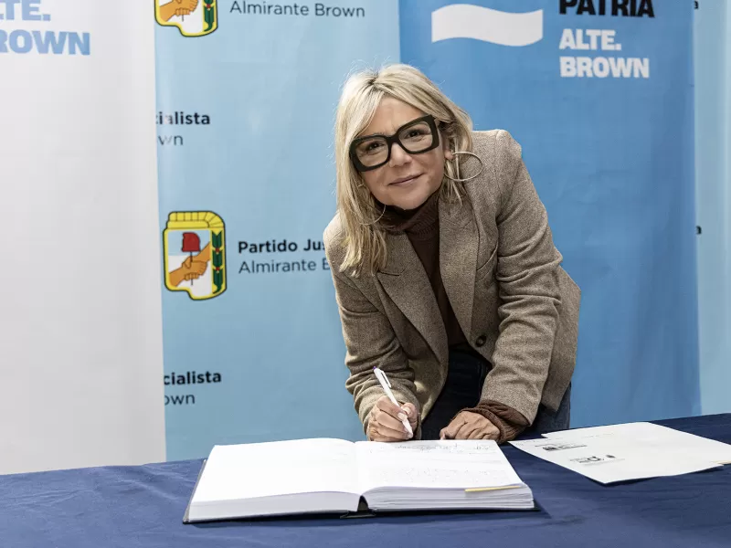 Fuerza Patria presentó su lista para la elección legislativa