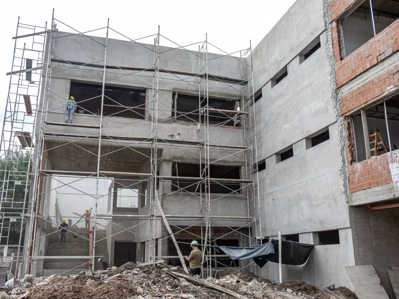 Previo al inicio de clases, el municipio avanza con la construcción del nuevo edificio para la escuela secundaria N° 26
