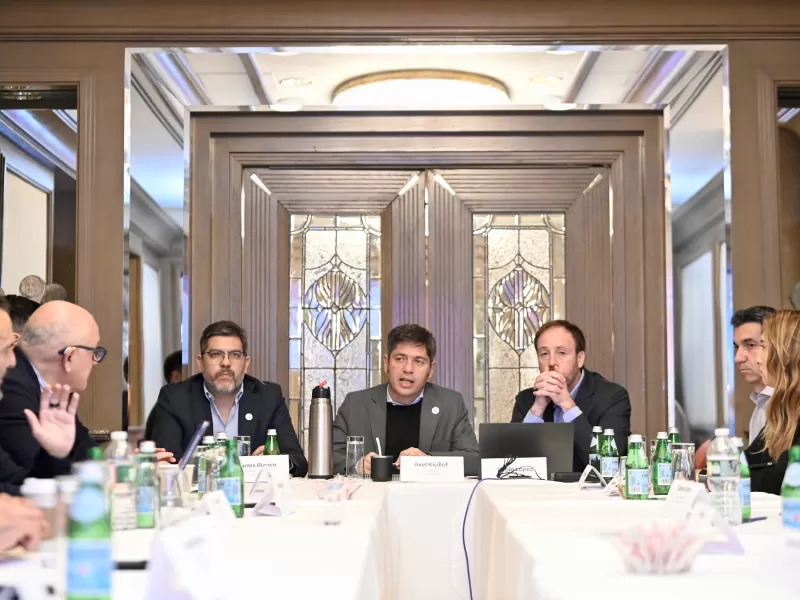 Kicillof se reuni&oacute; con empresarios y bonistas en Nueva York y cuestion&oacute; al Gobierno nacional