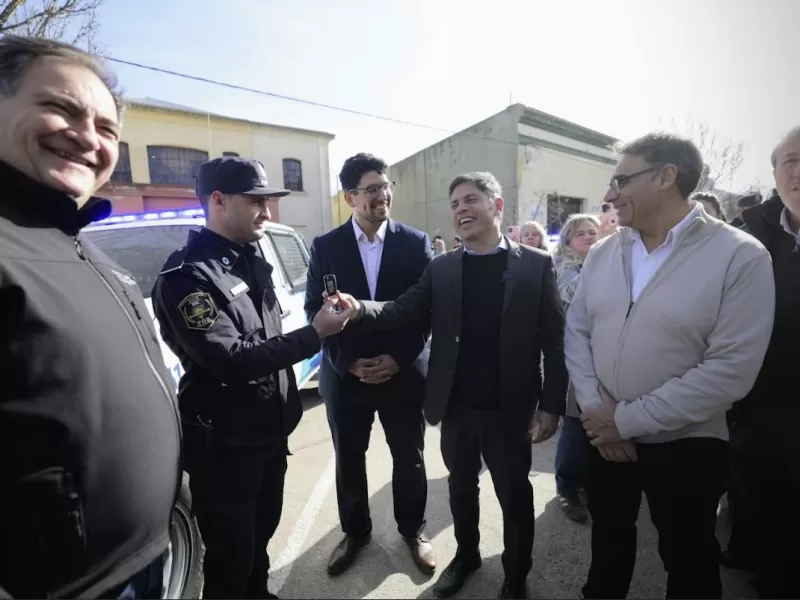 La provincia entregó nuevos patrulleros para fortalecer la seguridad