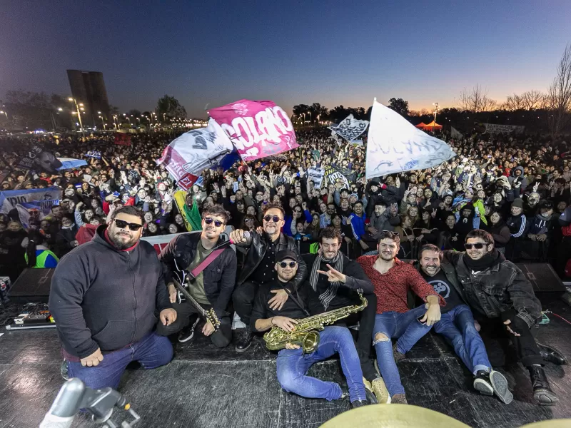 Más de 3 mil personas vibraron en Don Orione con el recital “Brown despide al Indio Solari”