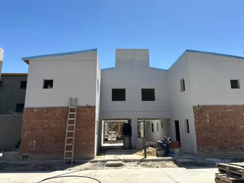 Provincia y municipio avanzan con las obras de viviendas en el barrio Don Orione