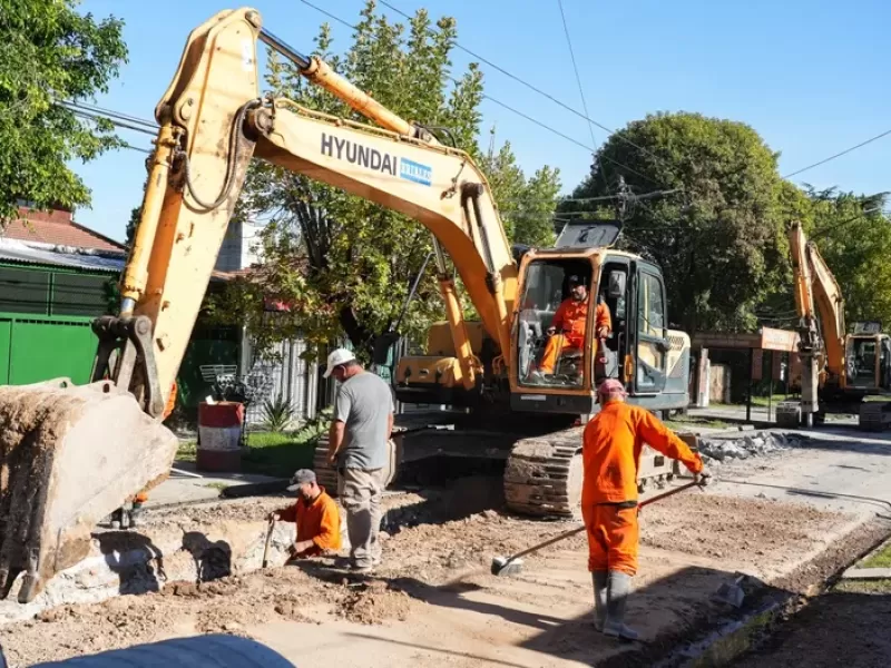 Avanzan obras hidr&aacute;ulicas, de salud y espacios recreativos en Llavallol