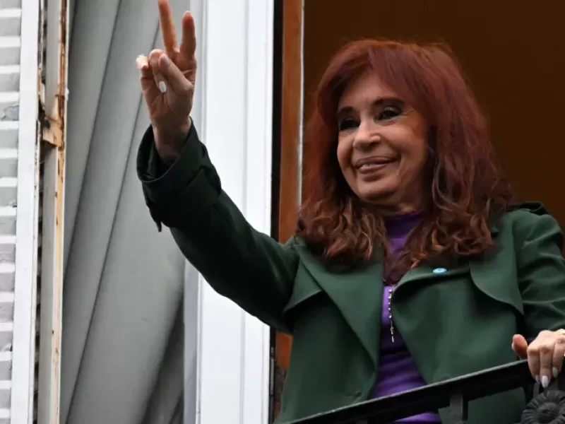 El PJ prepara un banderazo por Cristina Kirchner en Parque Lezama mientras la Justicia advierte sobre su prisi&oacute;n domiciliaria