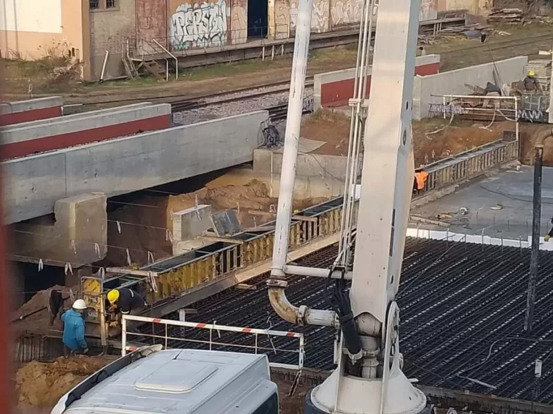 Avanza la construcción del paso bajo nivel de Rivadavia en Junín y ya alcanza el 60% de ejecución