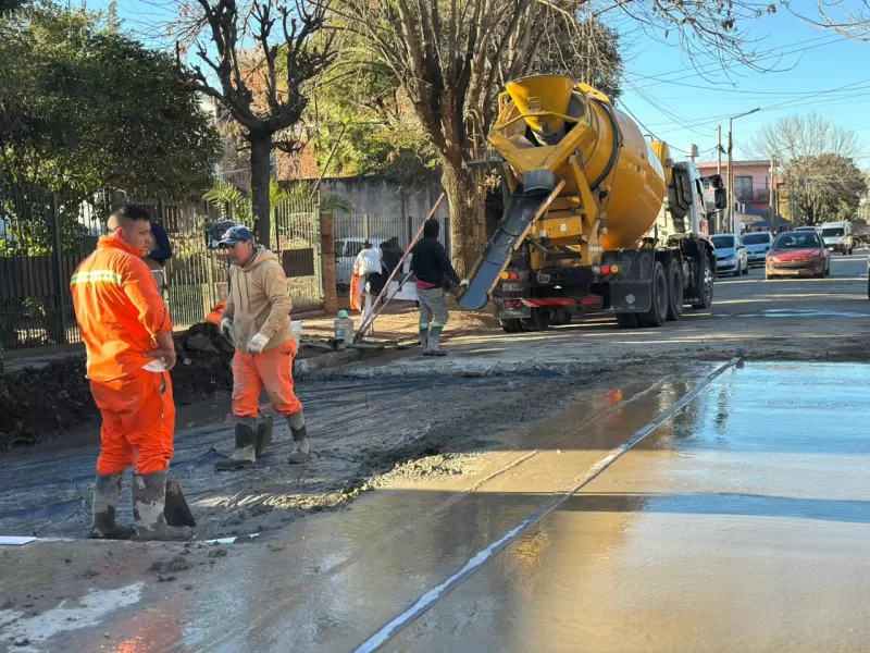 El Municipio potencia los trabajos de bacheo, mejorado y asfalto en barrios y localidades