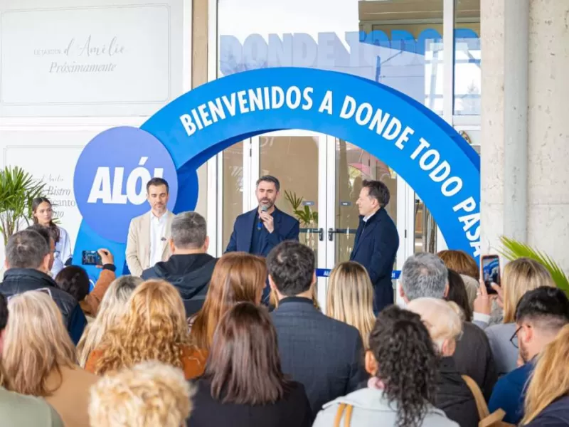 Inauguraron el primer shopping con 23 locales y m&aacute;s de 100 puestos de trabajo