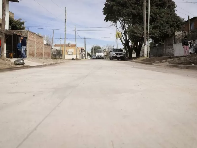 El Municipio finaliz&oacute; 21 nuevos pavimentos en Solano y realiz&oacute; mejoras integrales en la zona