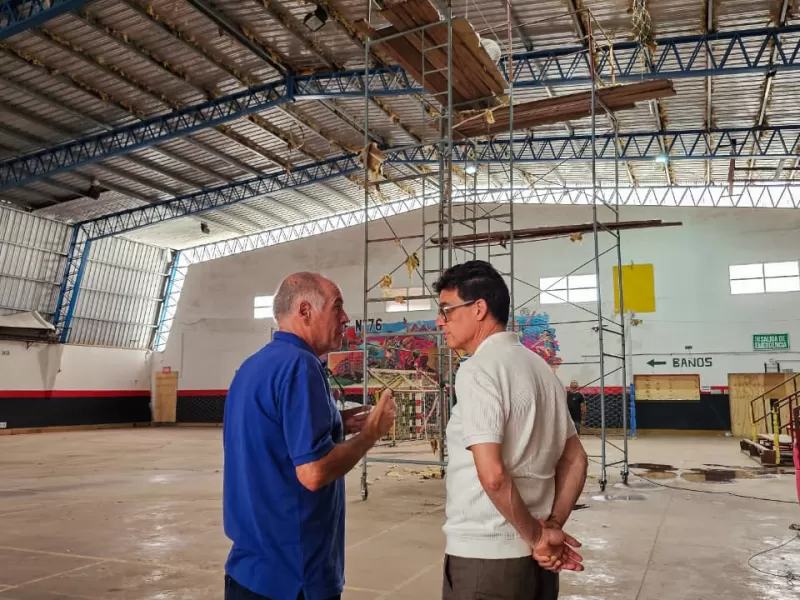 El Consorcio de Puerto Quequén colabora con la puesta en valor del gimnasio del CEF Nº 76