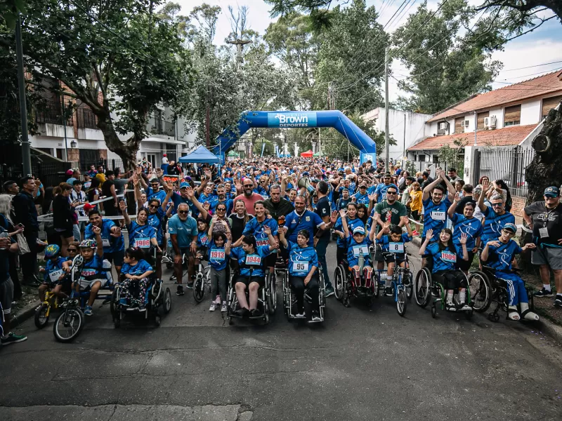 Más de 3 mil vecinos corrieron la 