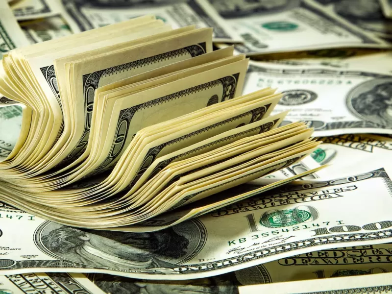 Los argentinos compraron casi u$s3.000 millones netos en julio