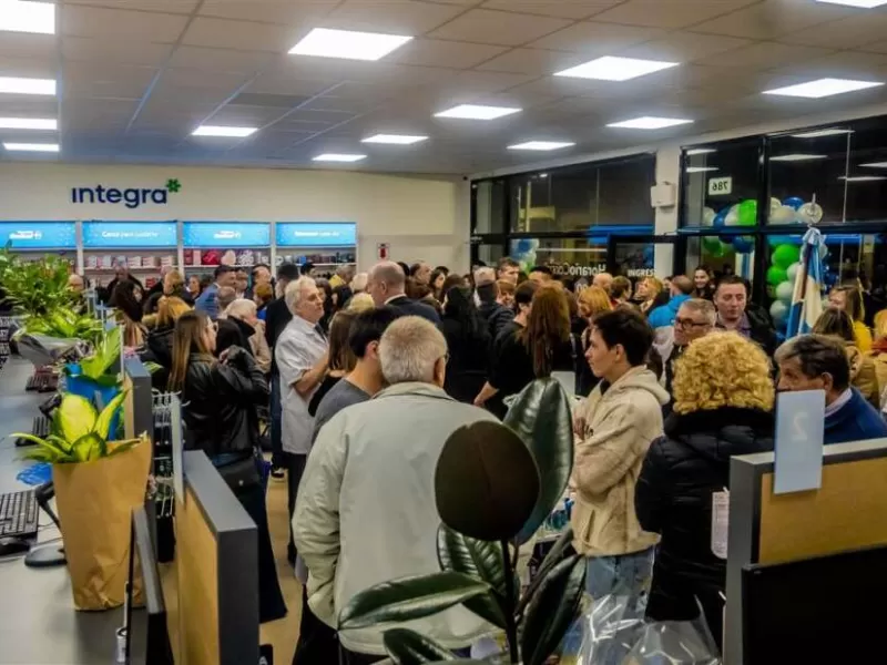 Inauguraron una nueva sede de la Farmacia Sindical con atención de lunes a sábados