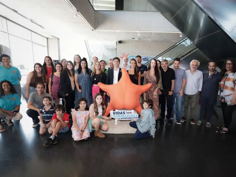 Kicillof recorrió en Mar del Plata la muestra sobre la histórica expedición científica del CONICET