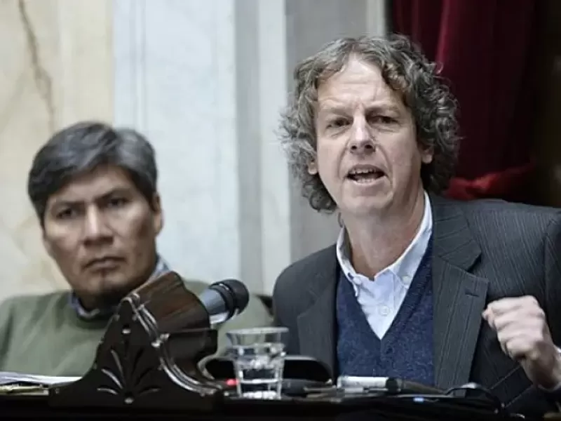 Castillo cuestion&oacute; al Gobierno por la desvinculaci&oacute;n de 400 investigadores del CONICET