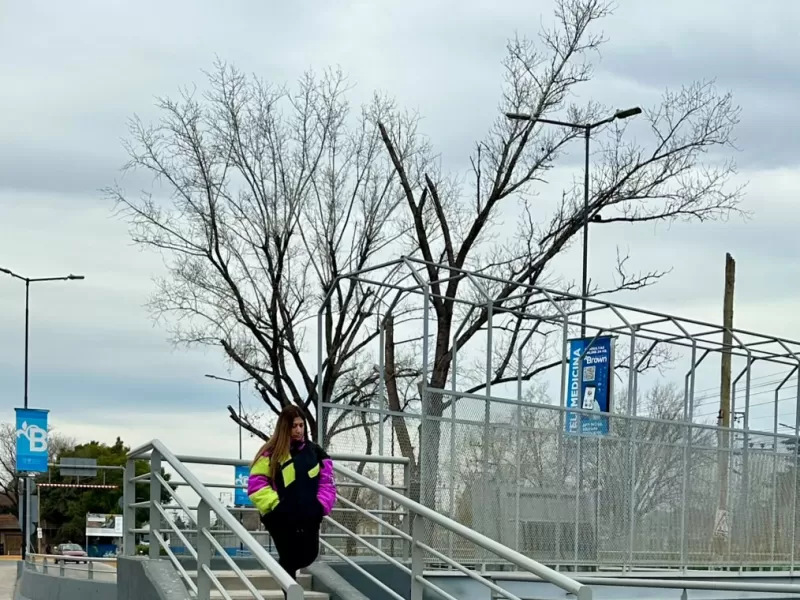 Mejoras en la conectividad: Habilitaron el puente peatonal del Paso Bajo Nivel de Calzada