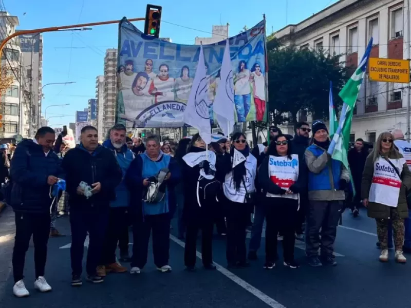 Docentes reclamaron una r&aacute;pida respuesta judicial ante los hechos de violencia en las escuelas
