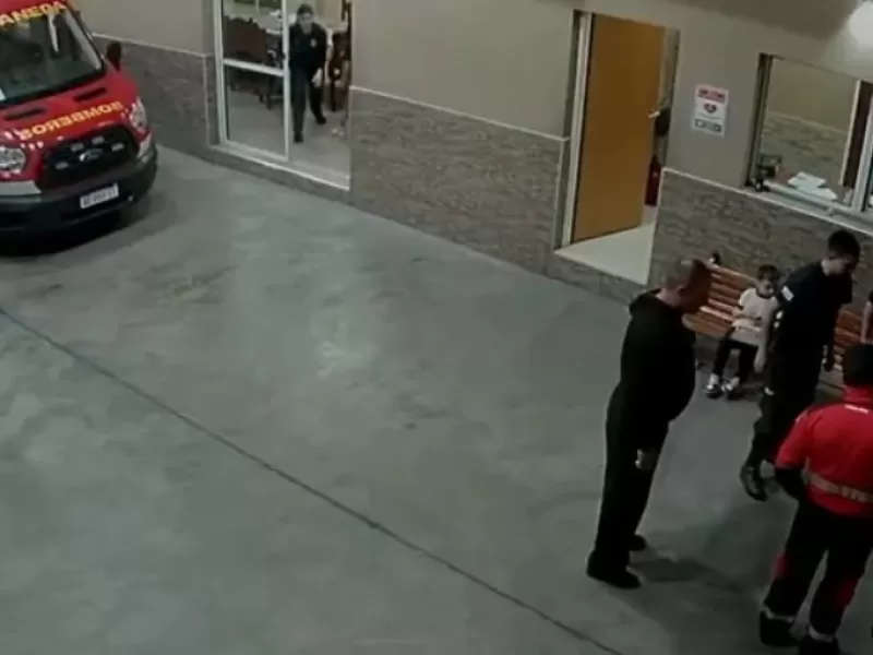 Bomberos de Pi&ntilde;eyro asistieron a un beb&eacute; de un mes que ten&iacute;a una obstrucci&oacute;n en las v&iacute;as respiratorias