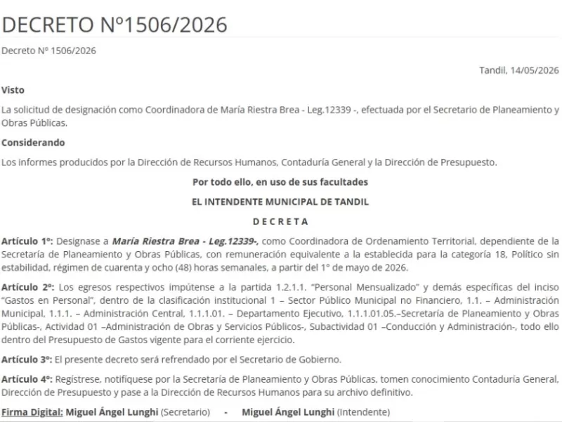 Otra funcionaria denunciada por 