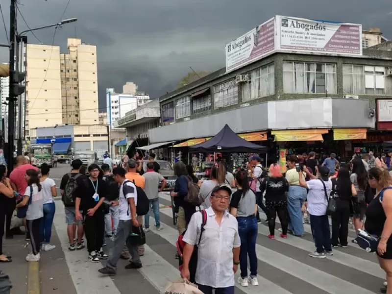 Sorpresa y despliegue por el rodaje de una pel&iacute;cula ambientada en los a&ntilde;os &lsquo;70
