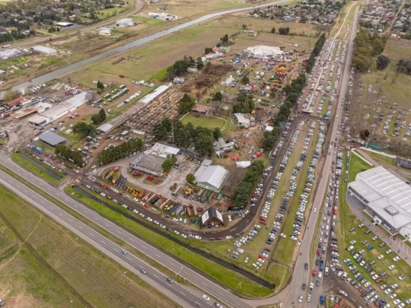 M&aacute;s de 20 mil personas visitaron la ExpoJun&iacute;n 2026 durante el fin de semana