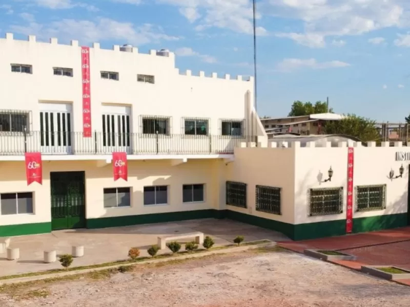 El Instituto Almafuerte de Esteban Echeverr&iacute;a enfrenta un conflicto judicial que amenaza su continuidad en 2027