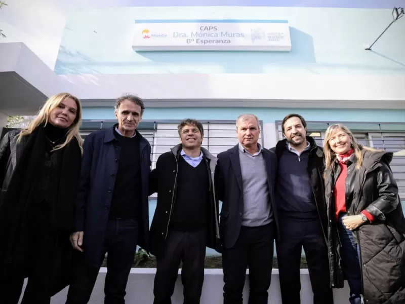 Kicillof inauguró el nuevo edificio del Centro de Atención Primaria de la Salud del barrio Esperanza