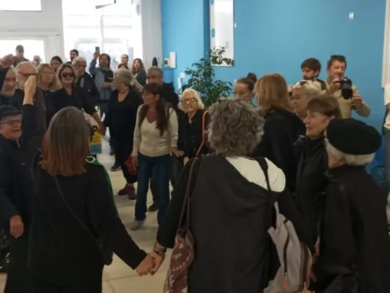 Crisis en PAMI: falta de conducci&oacute;n, &eacute;xodo de m&eacute;dicos y recortes paralizan la atenci&oacute;n